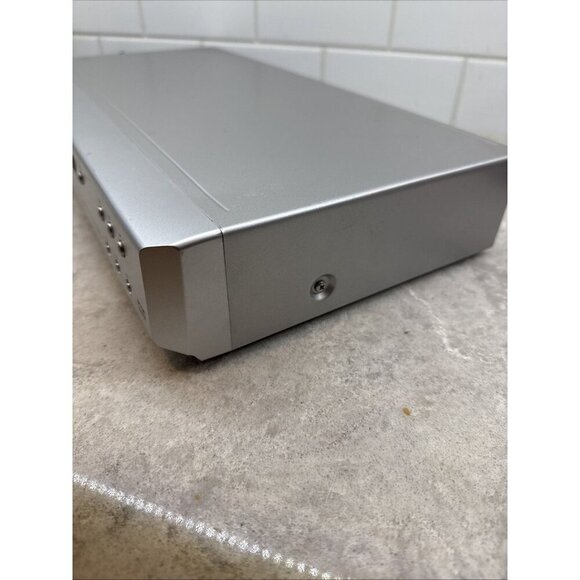 Toshiba DVD Player SD-412V 192 kHz 24 bit Audio DAC Dolby Digital - Picture 4 of 10